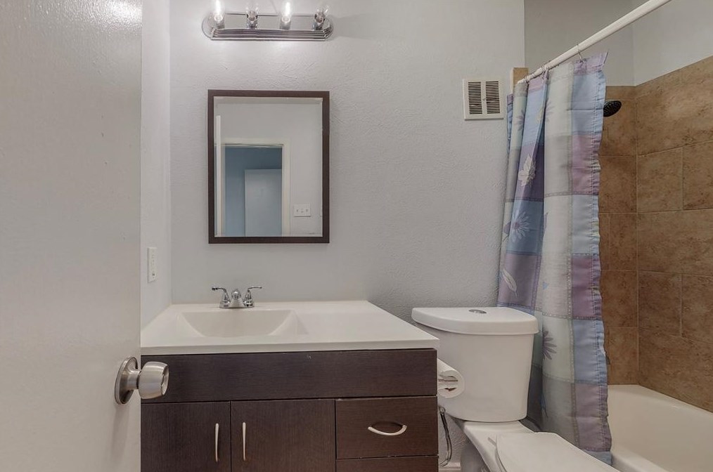 1825 Ridgeview St, Mesquite TX 75149-1514 exterior