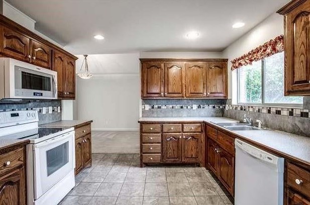 236 Timber Ridge Ln, Coppell TX  75019-5571 exterior