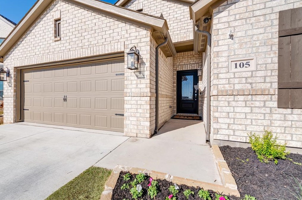 105 Mossy Oak Trail, Fort Worth, TX 76131