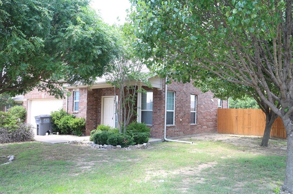 3000 Connor Ln, St Paul, TX 75098