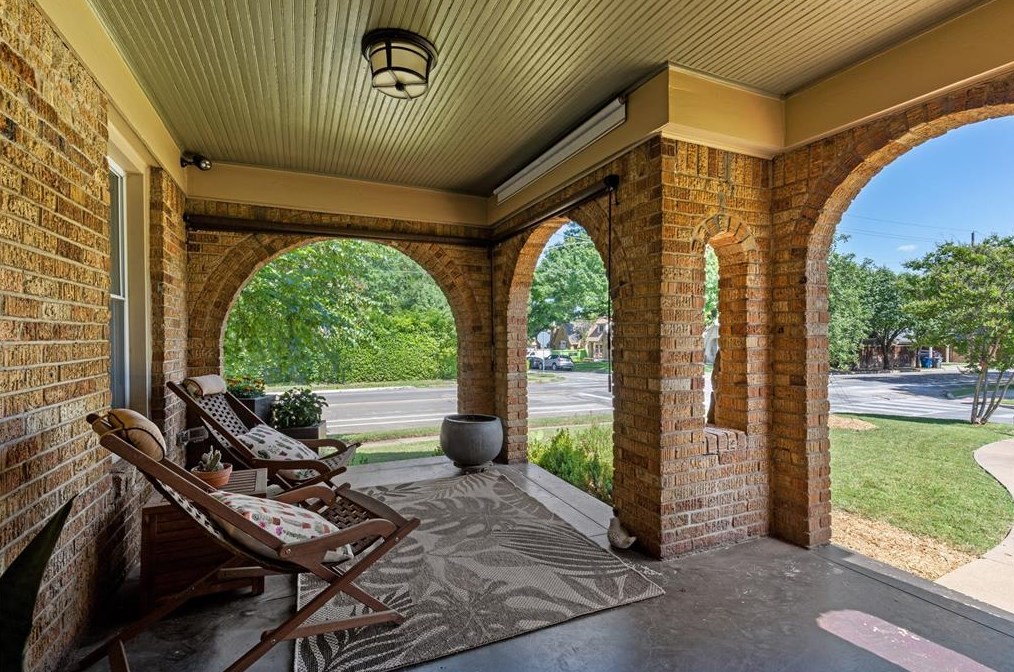 5451 Mccommas Blvd, Dallas, TX 75206-5625