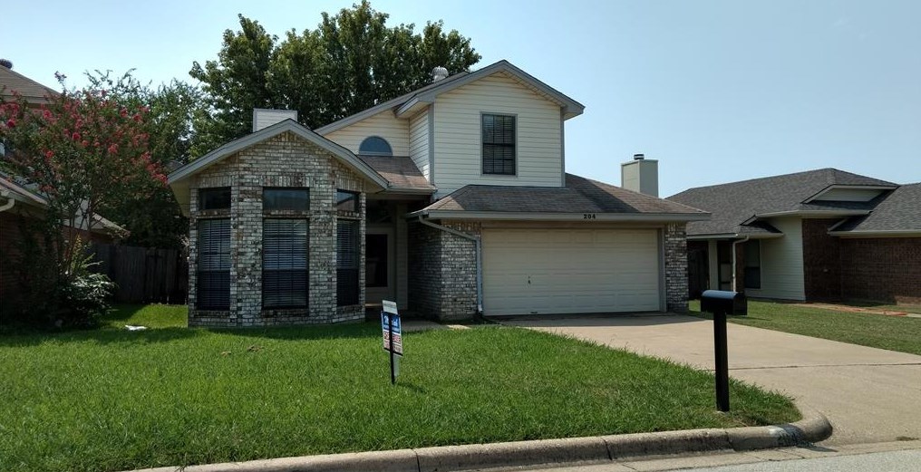 204 Stallion Dr, Keller, TX 76248