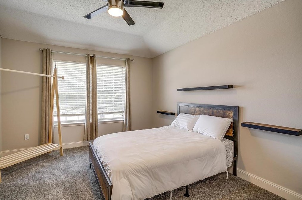 2105 San Simeon Dr, Mesquite TX 75181-4644 exterior