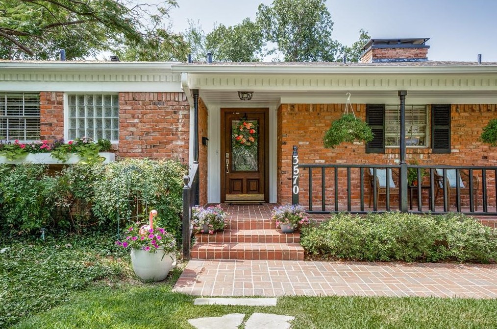 3570 Vancouver Dr, Dallas, TX 75229-3854