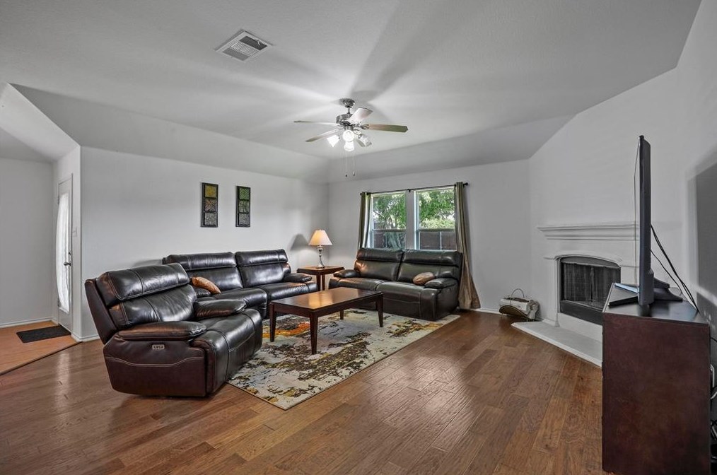5024 Diamond Peak Ct, Mckinney TX  75071-3306 exterior