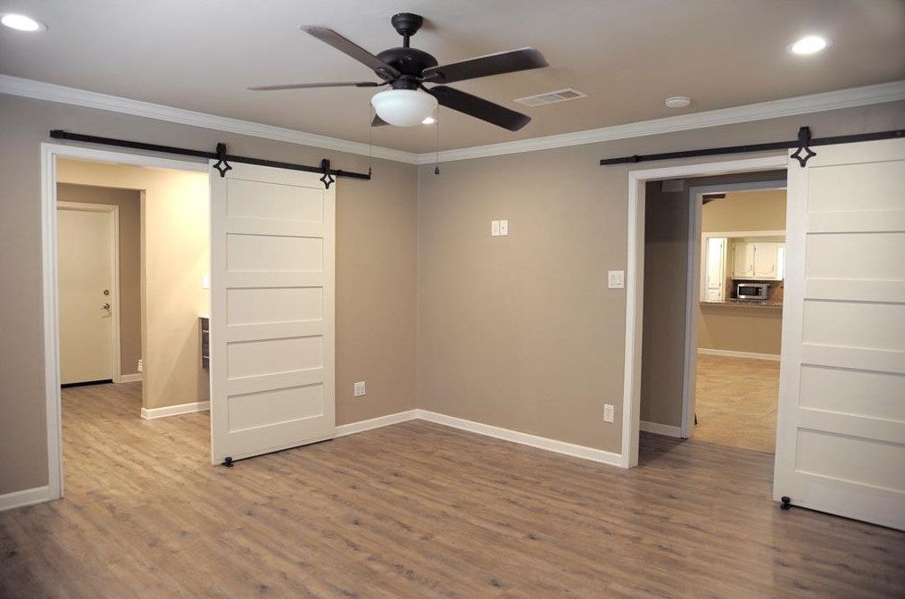 904 Lakeland Dr, Mesquite TX 75149-4940 exterior