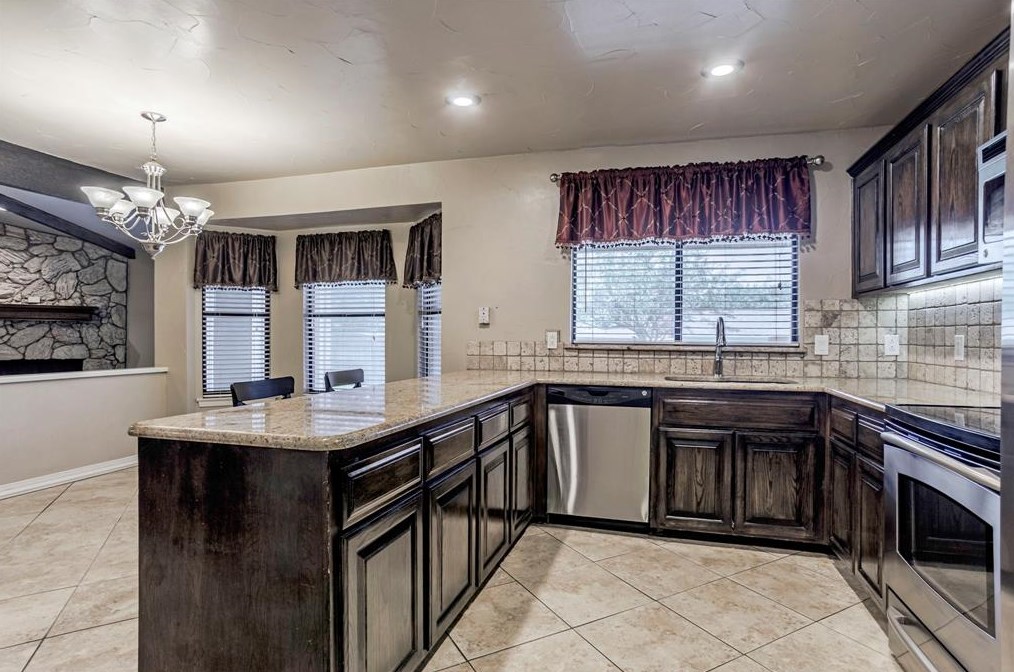 6756 Fair Mdw Dr, Fort Worth TX 76182-7612 exterior