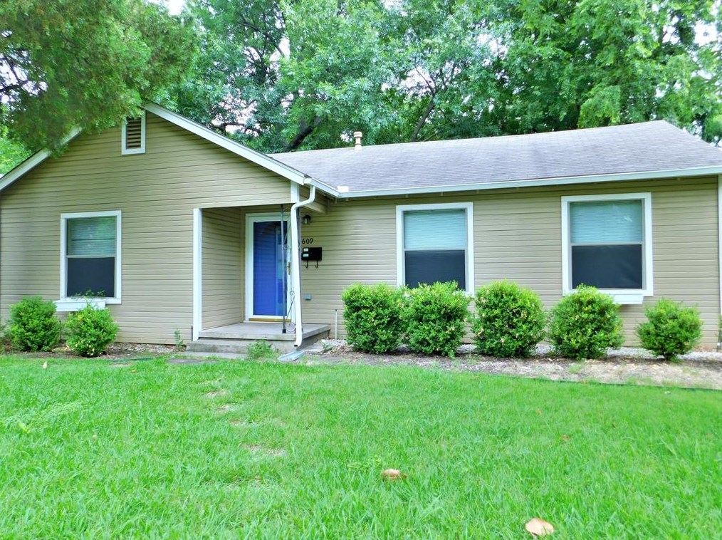 609 Cordell St, Denton, TX 76201
