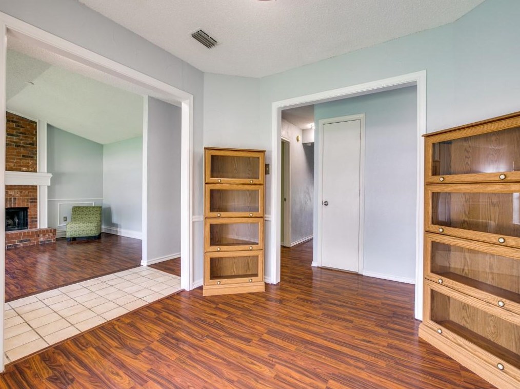 1615 Uvalde St, Mesquite TX 75150-2859 exterior