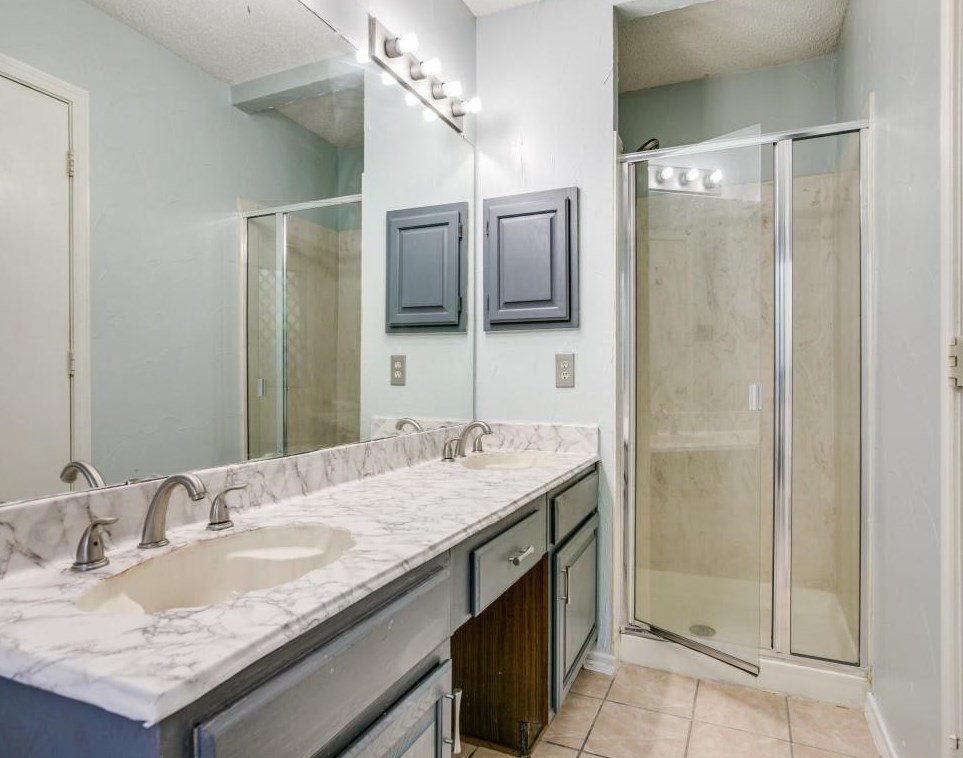 1615 Uvalde St, Mesquite TX 75150-2859 exterior