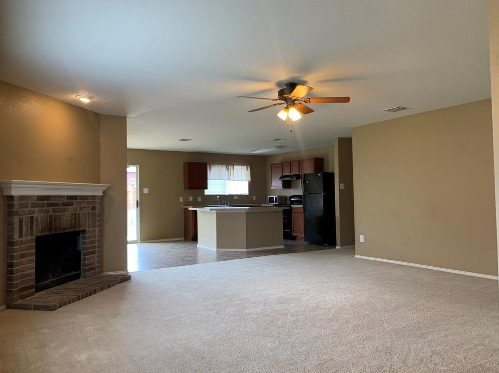 316 Chisholm Trl, Krum, TX 76249