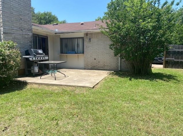 11019 Wallbrook Dr, Dallas, TX 75238