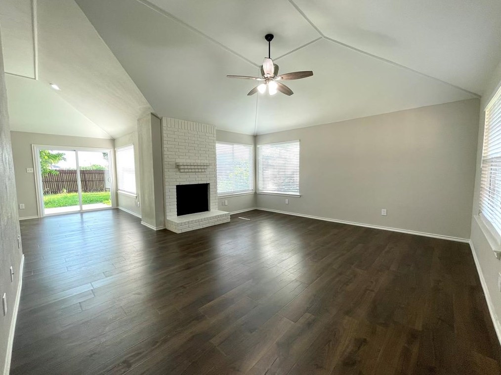 7613 Rice Dr, Rowlett, TX 75088-8533