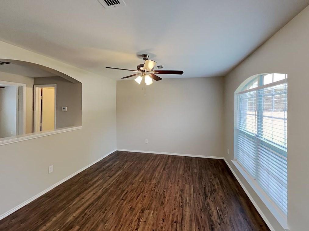 9609 Olivia Dr, Fort Worth, TX 76108