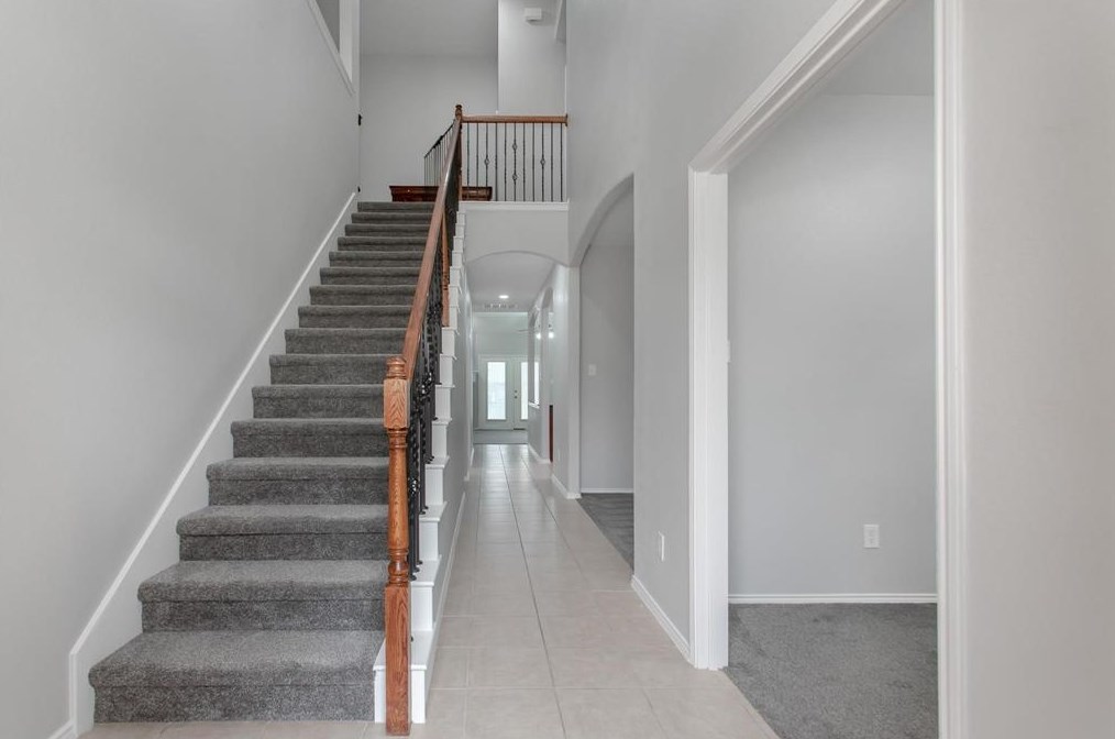 527 Highland Fairway Ln, St Paul, TX 75098