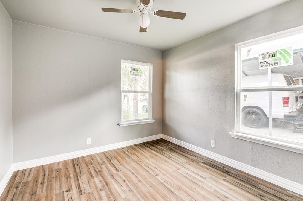 211 Fielding Dr, Mesquite TX 75149-3612 exterior