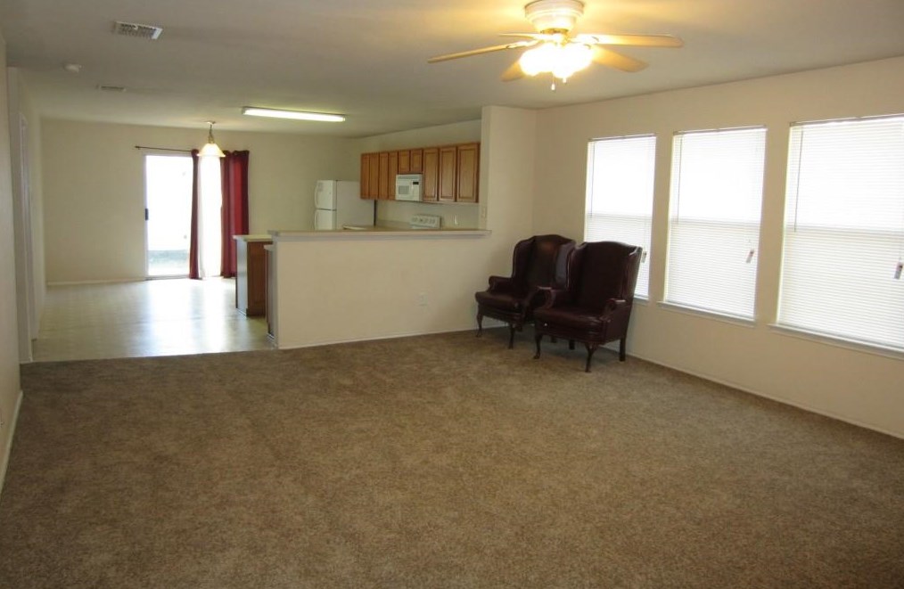 2301 Overlook Ln, Denton, TX 76207