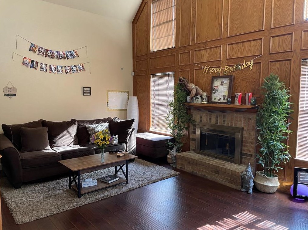 2302 Oakcrest Dr, Garland, TX 75044