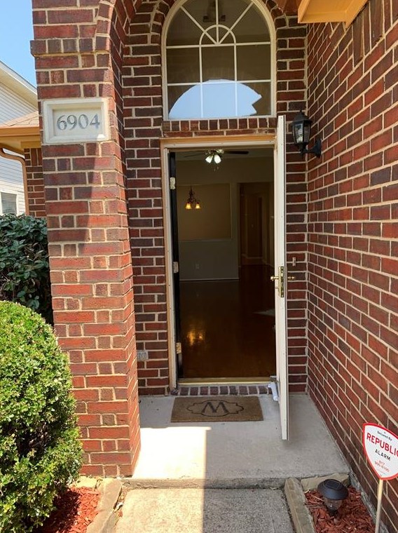 6904 Chaco Trl, Fort Worth, TX 76137