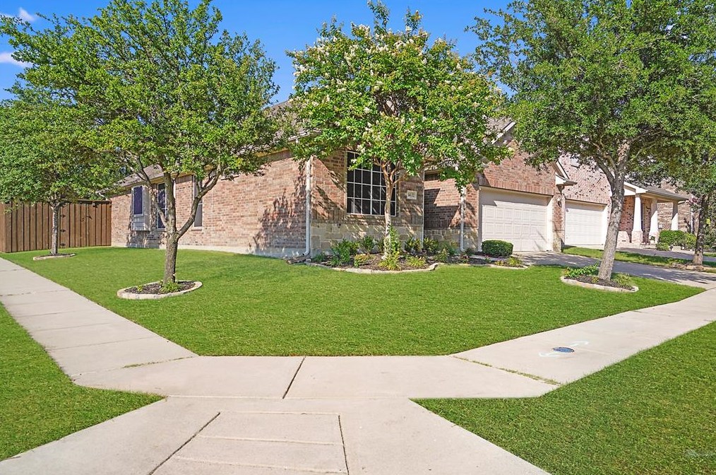 14632 Crystal Lake Dr, Oak Point, TX 75068