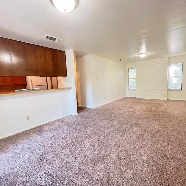 605 W West Oak Dr #14, Aledo, TX 76008