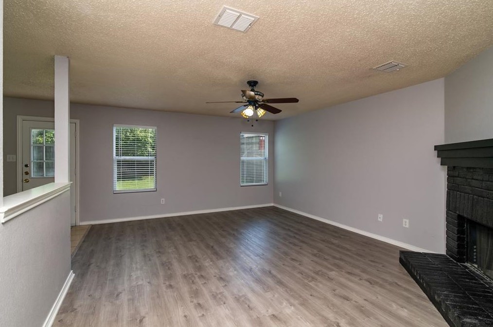4604 Green Meadow Dr, Mckinney TX  75070-7764 exterior