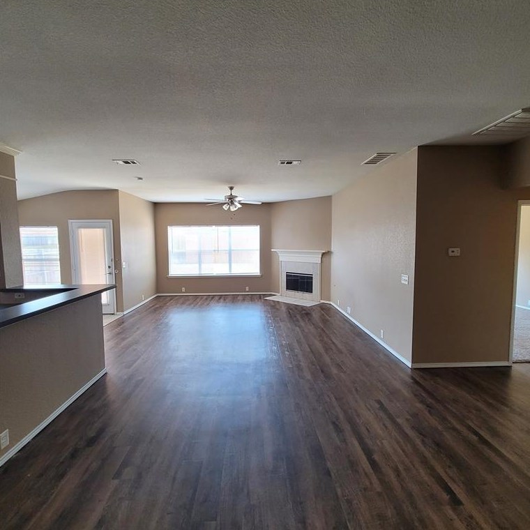 2520 Aiken Ln, Fort Worth, TX 76123