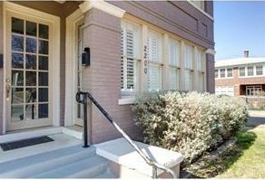 2200 College Ave Apt 204, Fort Worth, TX 76110