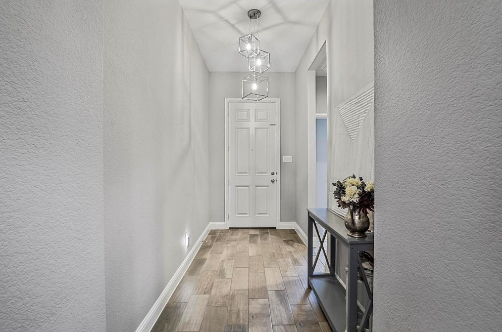 917 Llano Fls Dr, Mckinney TX  75071-3552 exterior