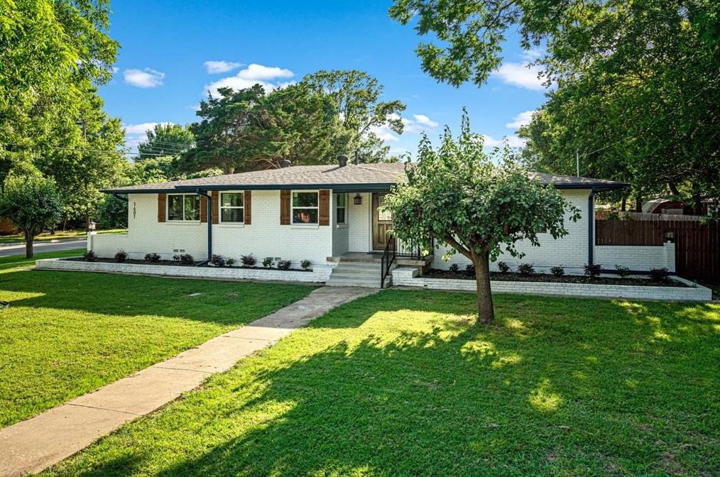 1601 West St, McKinney, TX 75069