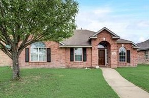 2032 Pinenut Dr, Mesquite, TX 75181