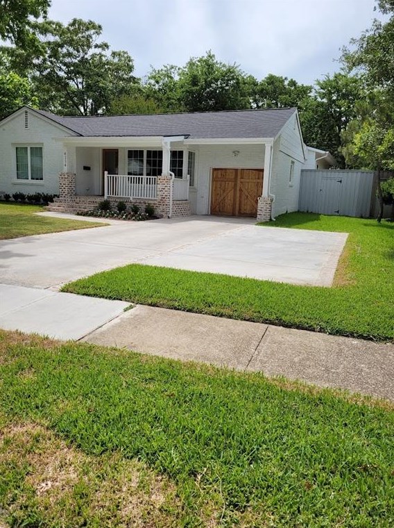4114 Saranac Dr, Dallas, TX 75220-1949