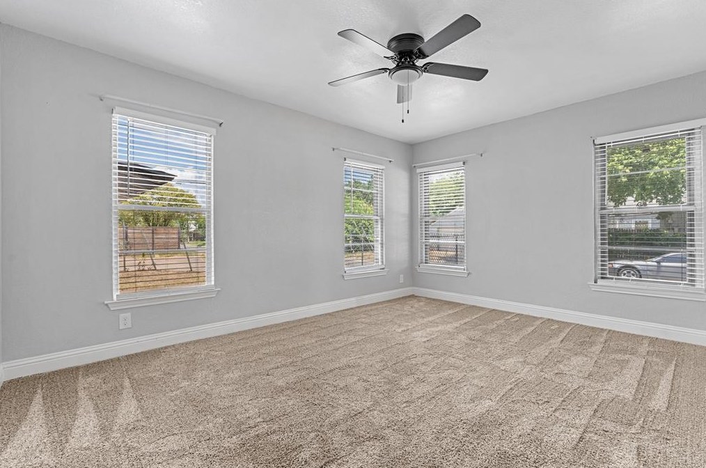 1603 Wilbur St, Dallas TX 75224-1612 exterior