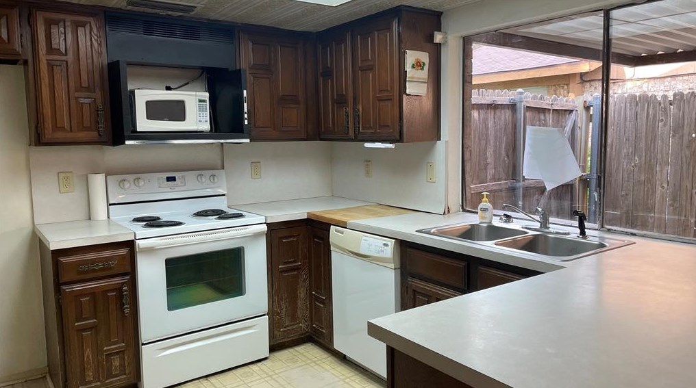 1142 Via Del Rey, Mesquite TX 75150-3021 exterior