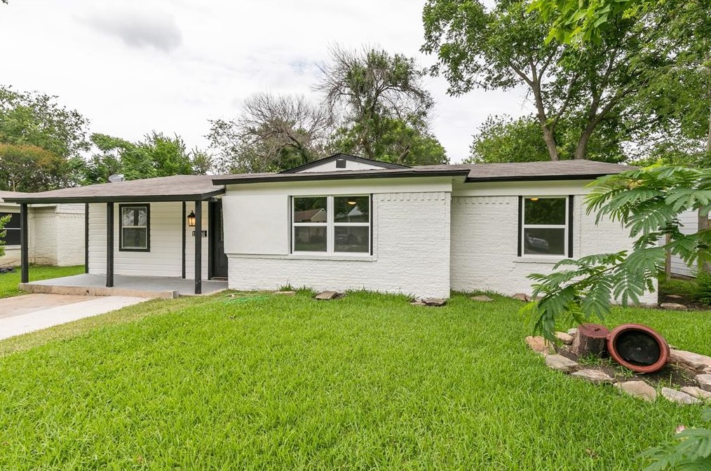 4208 Hyde Park Dr, Mesquite TX  75150-1630 exterior