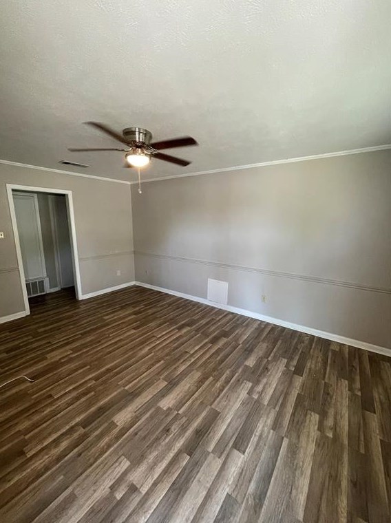 2608 Navarro Dr, Corsicana, TX 75110