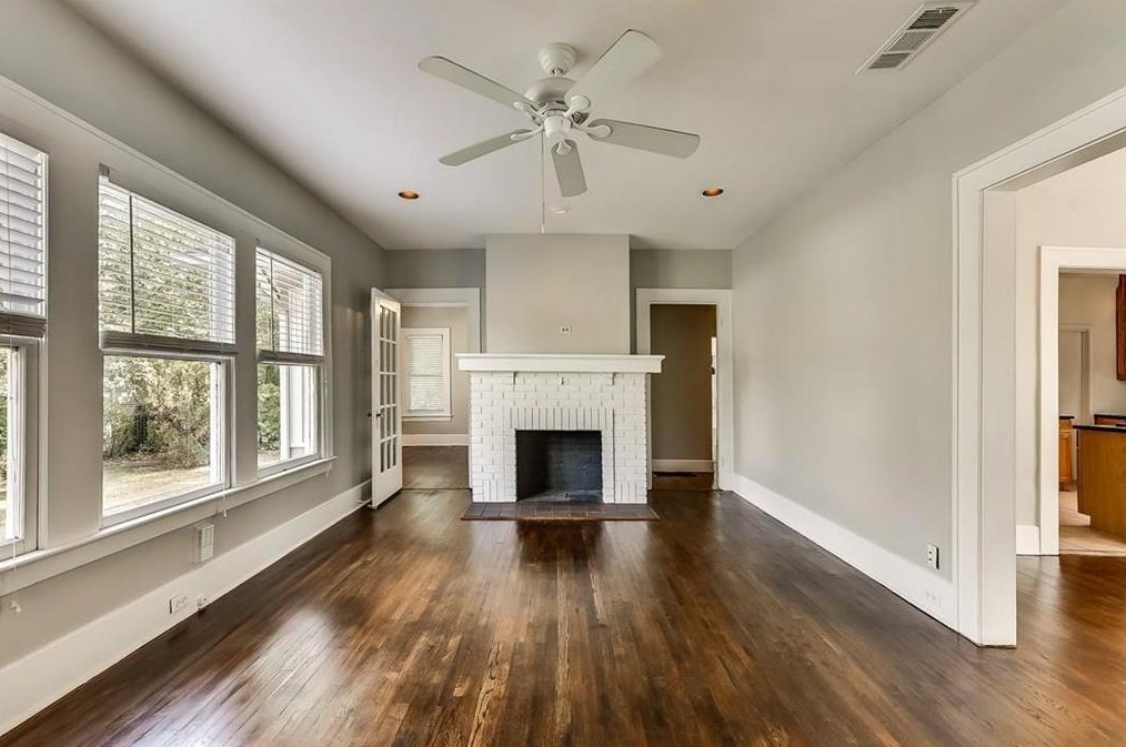 5926 Palo Pinto Ave, Dallas TX  75206-6832 exterior