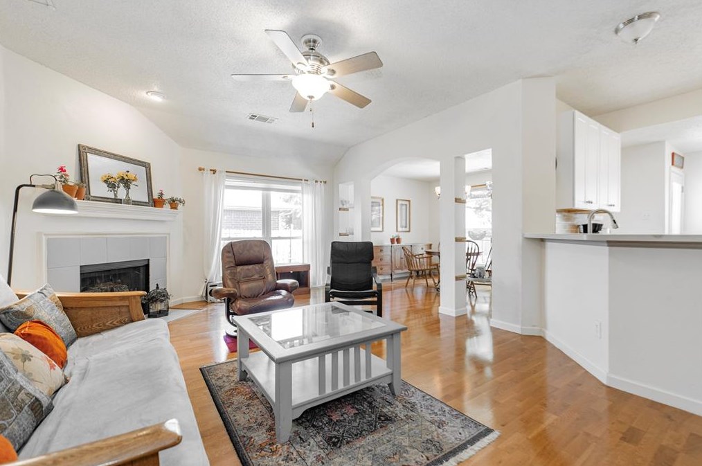1017 Barkridge Dr, Mckinney, TX 75069-7913