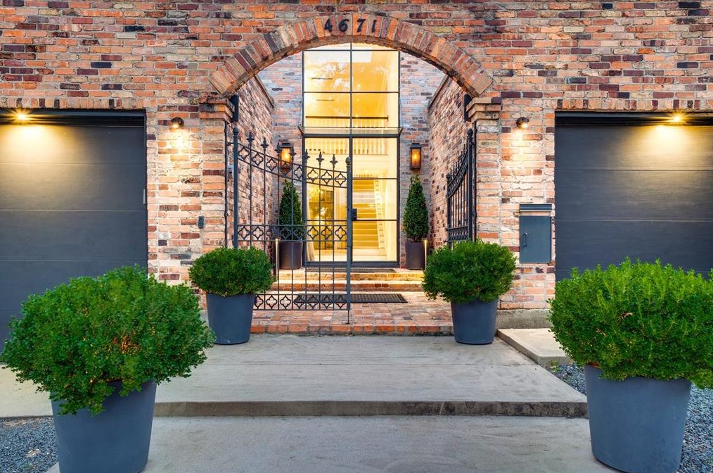 4671 Christopher Pl, Dallas, TX 75204