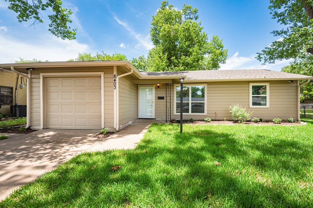 8403 Glen Regal Dr, Dallas, TX 75243
