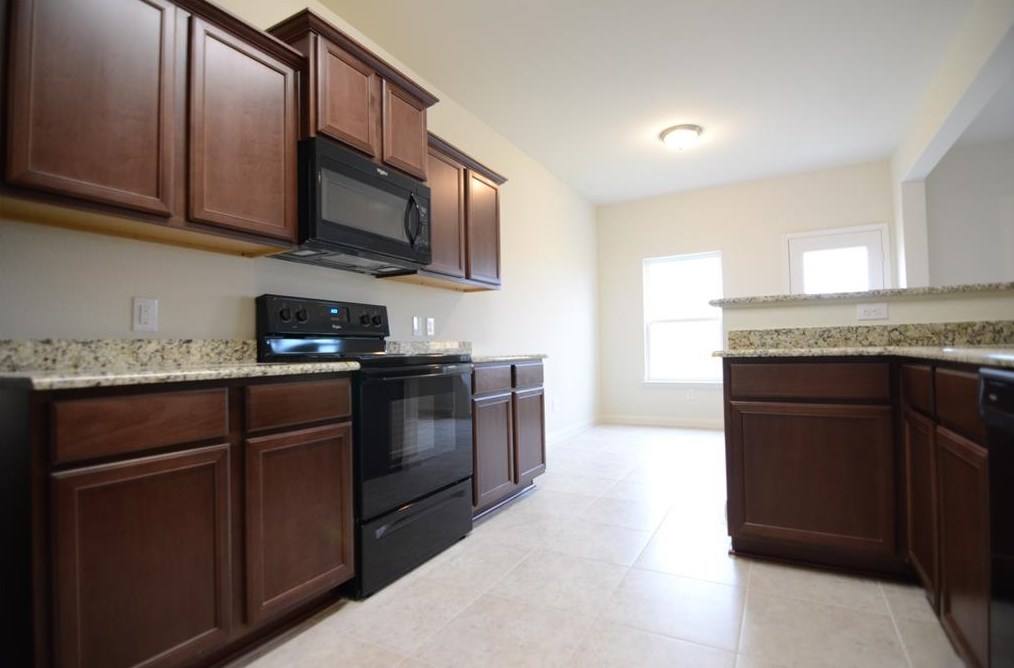 1622 White Mountain Wy, Princeton, TX 75407