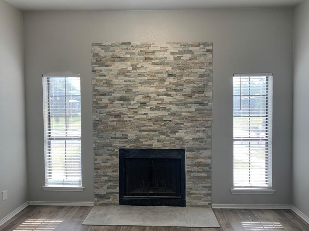 10641 Flamewood Dr, Fort Worth, TX 76140