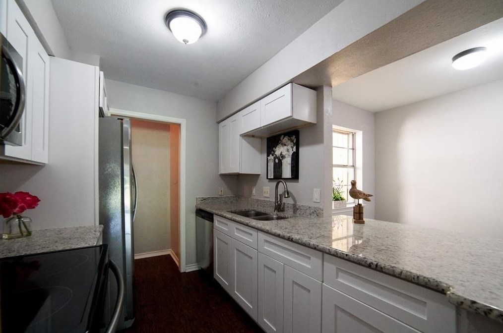 2822 Golfing Green Dr #2824, Dallas, TX 75234