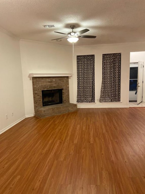 134 Larchbrook Dr, Desoto, TX 75115