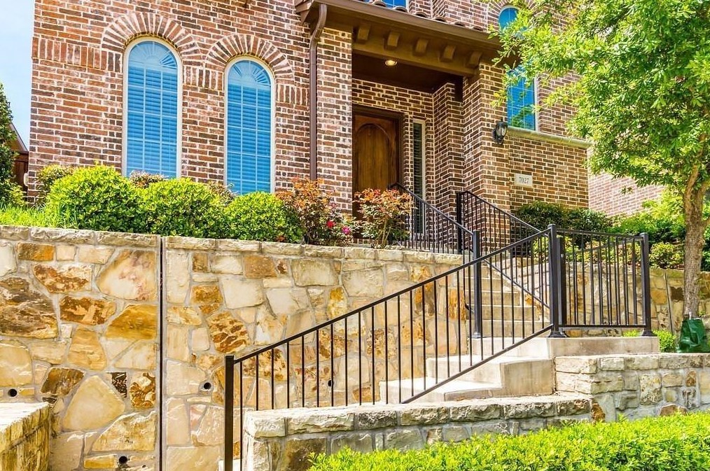 7027 Nueces Dr, Irving, TX 75039