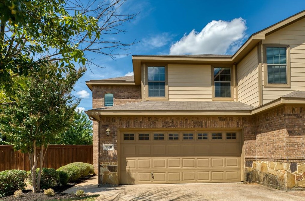 1430 Piedmont Dr, Midlothian, TX 76063