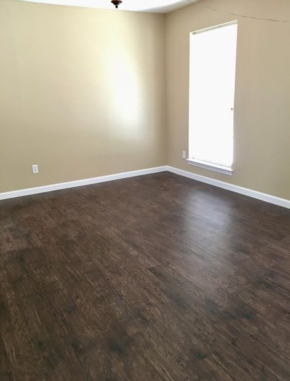 2421 Douglas Ave, Irving, TX 75062