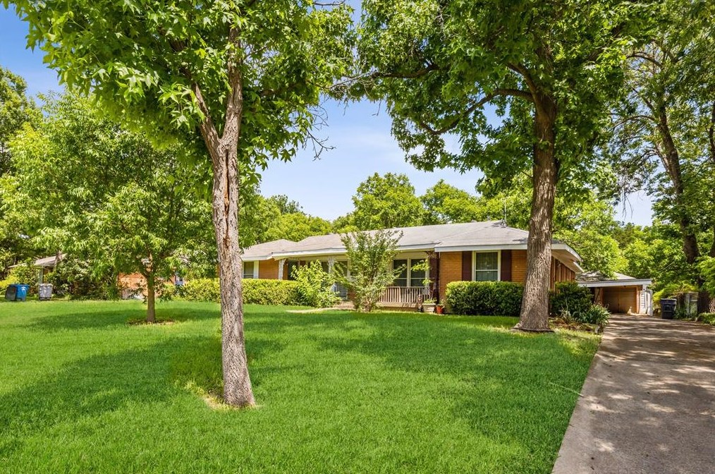 9232 San Fernando Way, Dallas, TX 75218-3655