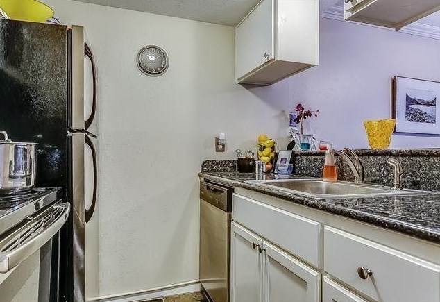 2805 Reagan St Apt 308, Dallas, TX 75219