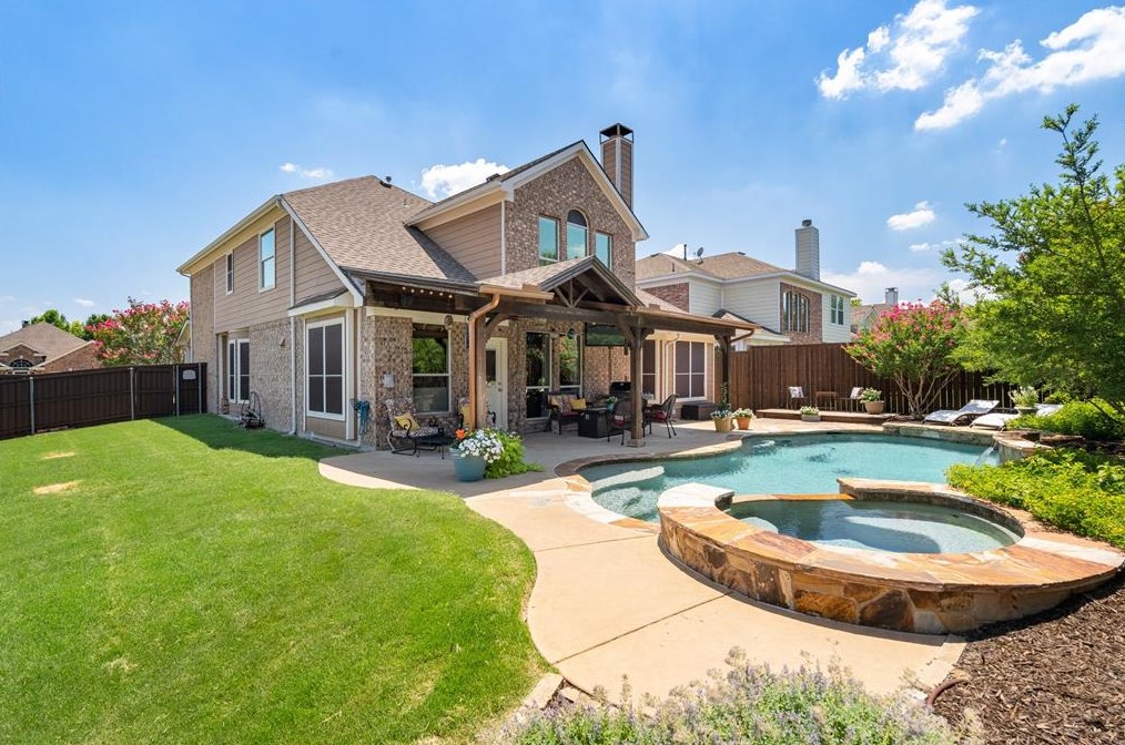 5300 Centeridge Ln, Mckinney TX 75071-3335 exterior